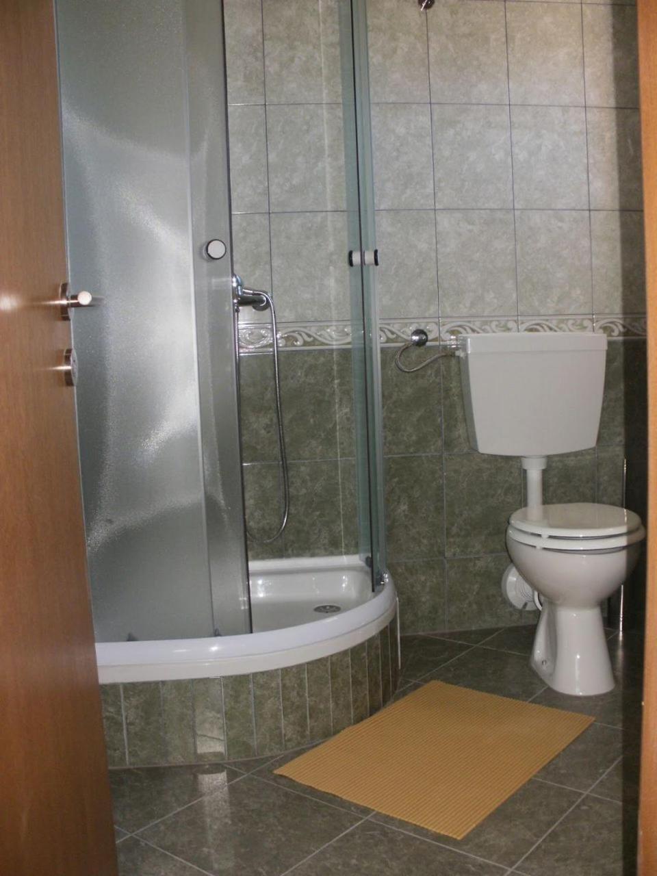 Apartments Antonija - Fitness Vinišće Екстериор снимка